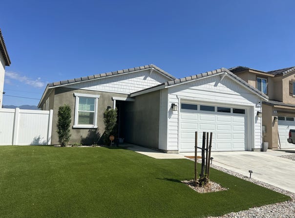 426 E Orchard Street, Rialto, CA 92376