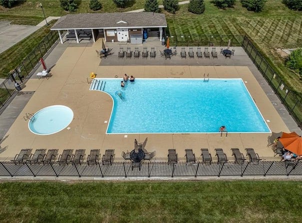 408 Lee Drive, Kearney, MO 64060