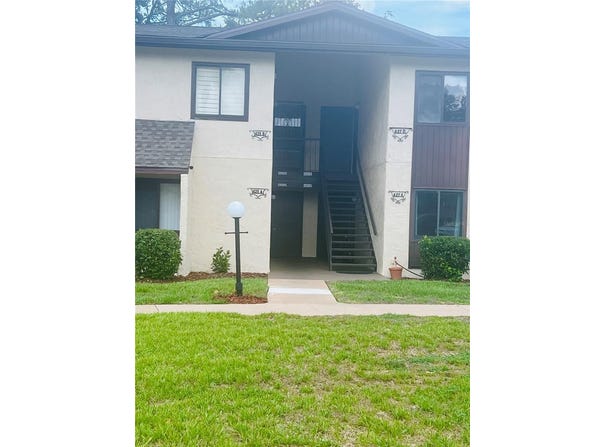 625 MIDWAY Drive, OCALA, FL 34472