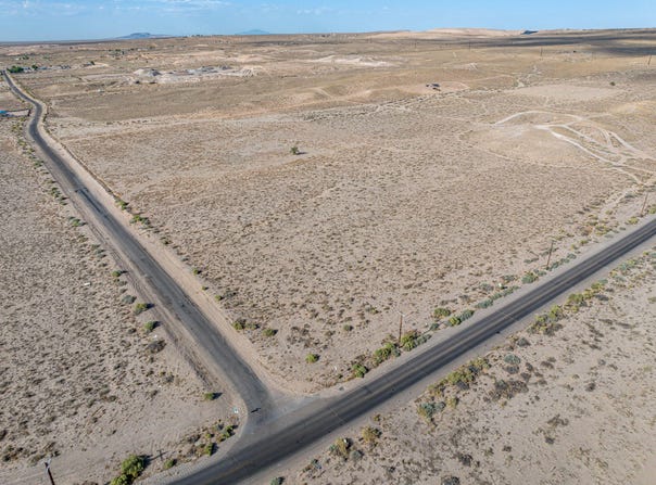 Pajarito And Douglas Road SW, Albuquerque, NM 87121
