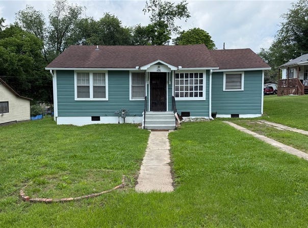 408 Center Avenue, Harrison, AR 72601