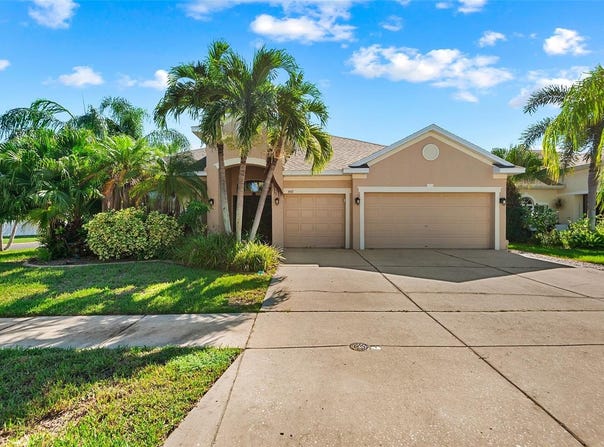 443 YORK DALE Drive, RUSKIN, FL 33570