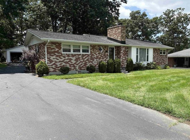 185 Overhill Road, Christiansburg, VA 24073