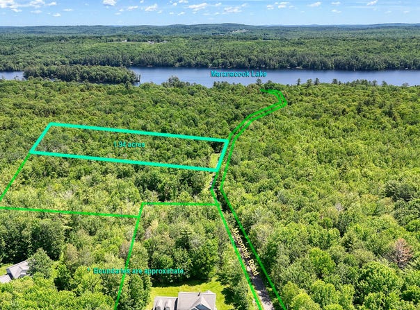 Macomber Road, Readfield, ME 04355