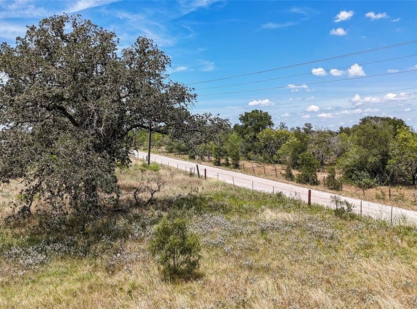Fox Ln lot: 4, Lockhart, TX 78644