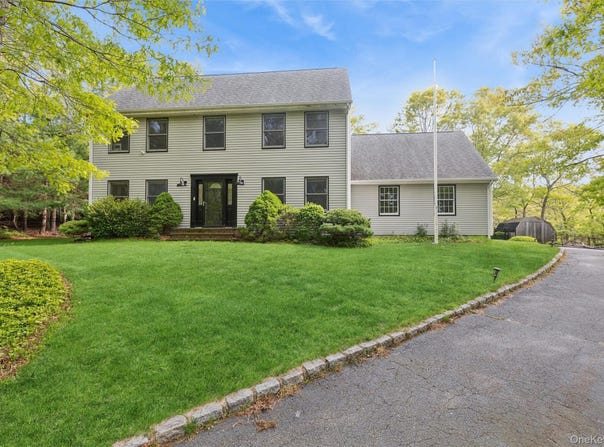 2 Red Creek Circle, Hampton Bays, NY 11946
