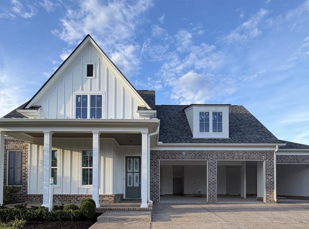 215 RAMBLING REX Trl, Piperton, TN 38017