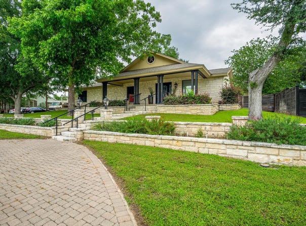 505 Avenue E, Marble Falls, TX 78654