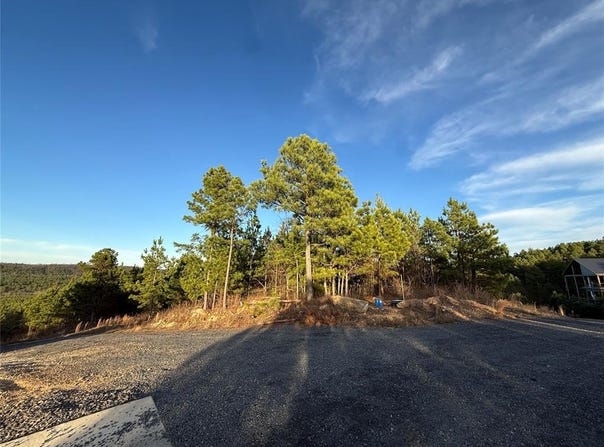 333 Overcup Oak Trail, Broken Bow, OK 74728