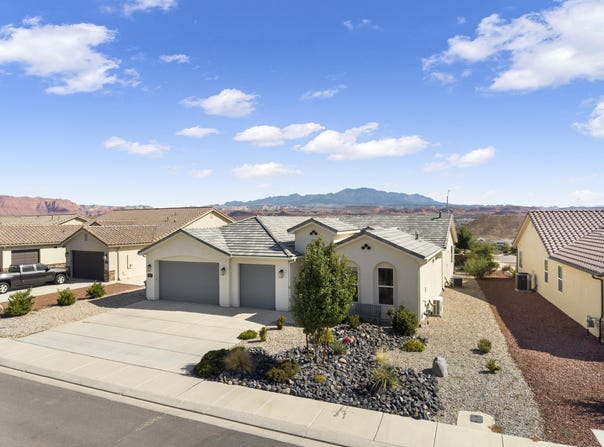 583 S Alserio Ln, St George, UT 84770