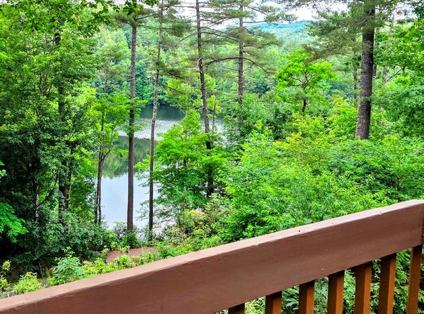 19 Emerald Road, Sapphire, NC 28774