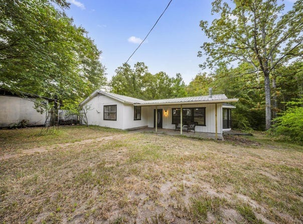 130 Hilltop Loop, Lufkin, TX 75904