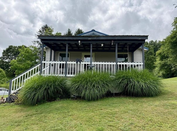2903 Odd Rd., ODD, WV 25857