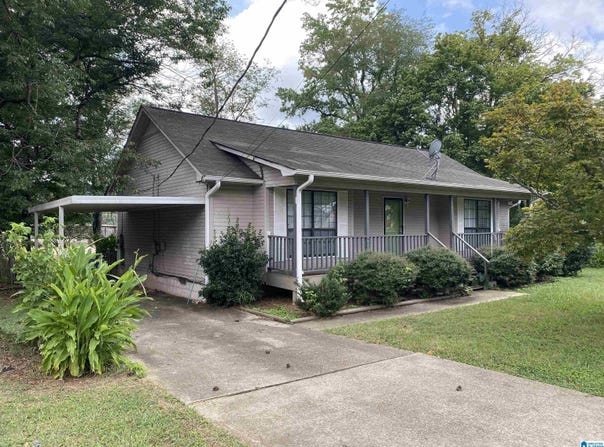 2394 ZINNIA DRIVE, HUEYTOWN, AL 35023