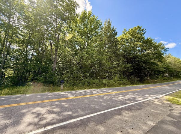 W Washington Road, Washington, ME 04574