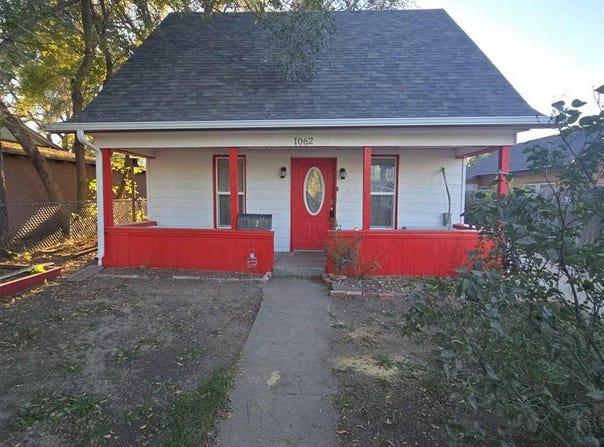 1062 CENTER AVENUE, Mitchell, NE 69357-0000