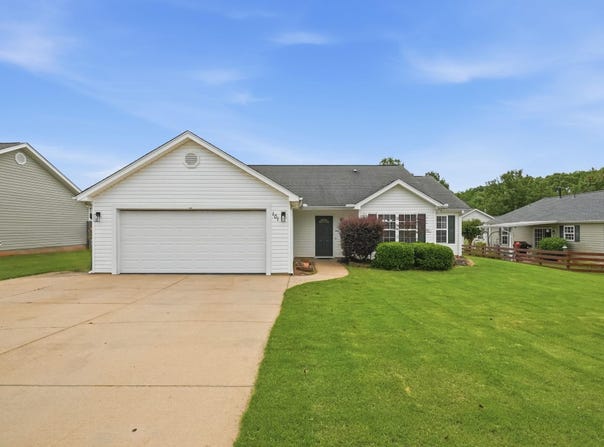 101 Walcott Drive, Lyman, SC 29635