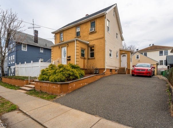192 Boston Ave, Hillside Twp., NJ 07205-2632