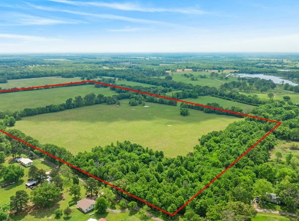 CR 2110, Bagwell, TX 75412