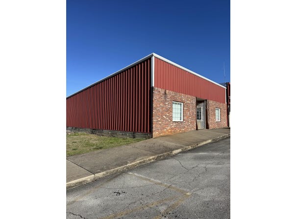 111 5th Ave SW, Red Bay, AL 35582