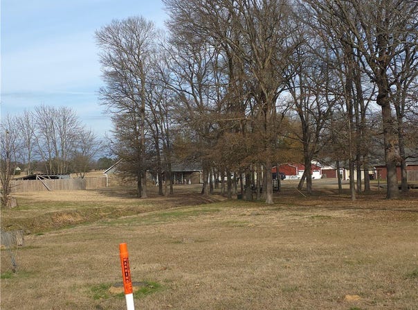 Lincoln Drive, Charleston, AR 72933