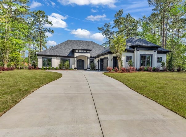 1048 Johnston Dr., Myrtle Beach, SC 29588
