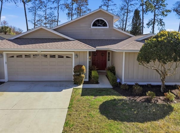 38 Treetop Circle, Ormond Beach, FL 32174