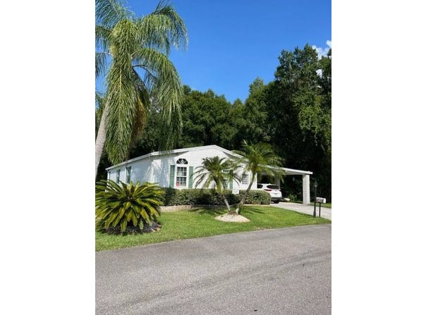 399 Seawane Circle, Auburndale, FL 33823