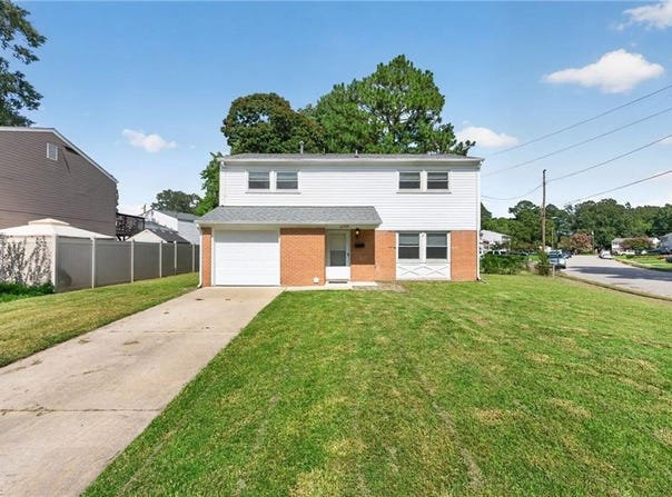 208 Lowden Hunt Drive, Hampton, VA 23666
