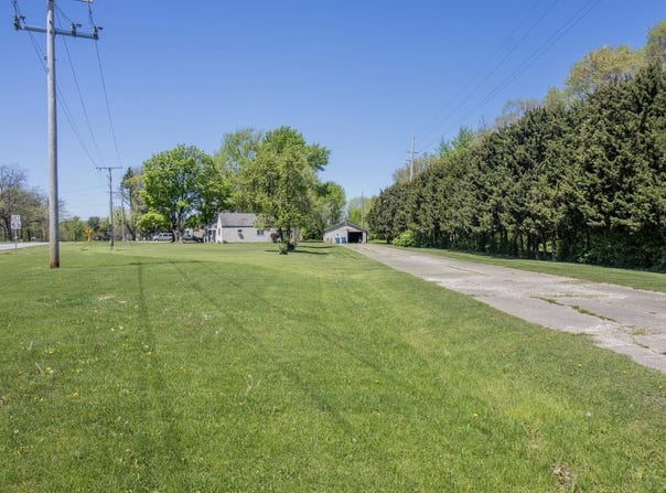 206 U.s. 231, Crown Point, IN 46307