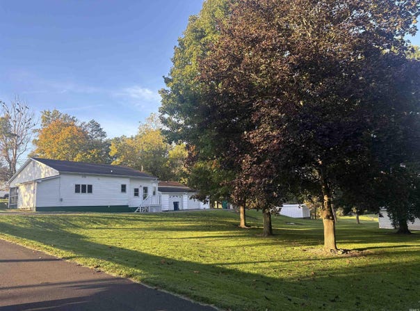 28 Chestnut Street, Andrews, IN 46702