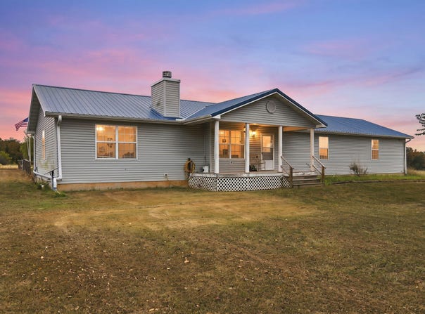 10575 State Highway 38, Elkland, MO 65644