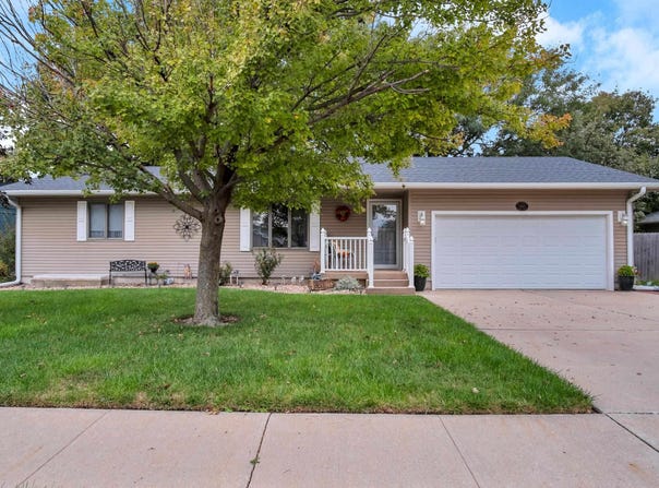 1443 N Grimes St, McPherson, KS 67460