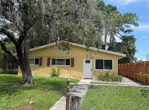 420 MAPLE Way, SAFETY HARBOR, FL 34695