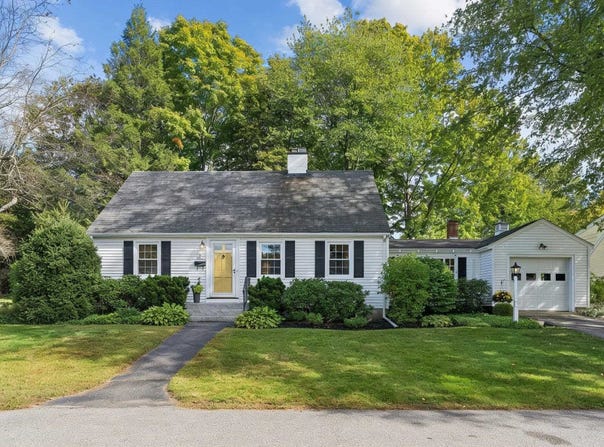 5 Smith Avenue, Exeter, NH 03833