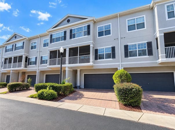 2334 GRAND CENTRAL Parkway, ORLANDO, FL 32839