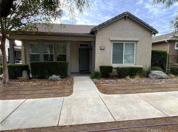 256 Four Seasons, Hemet, CA 92545