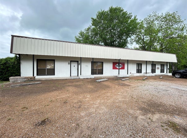 1021 Park Street, Commerce, TX 75428