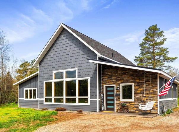 3951 Fairview Rd, Duluth, MN 55803