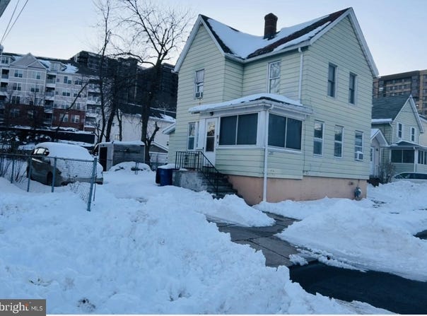 285 BERRY, HACKENSACK, NJ 07601