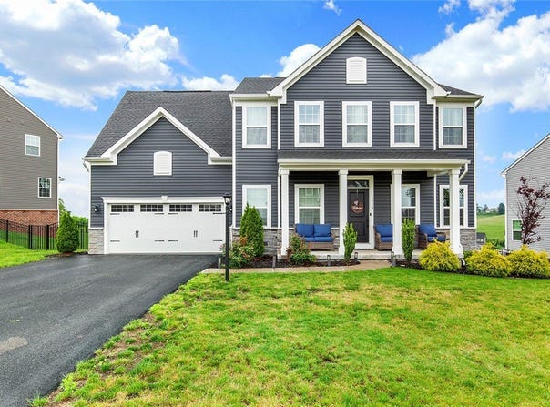 5774 Sabato Dr, Irwin, PA 15642