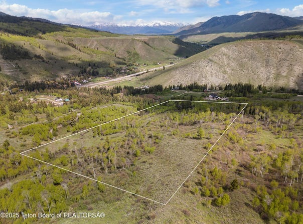 RODEO Road, Jackson, WY 83001