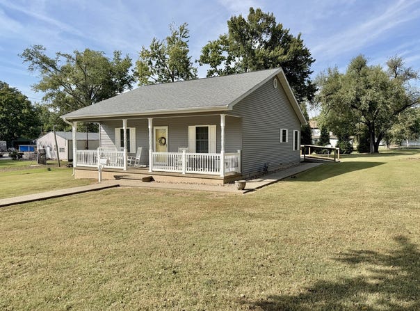 2806 Jones Street, Eldorado, IL 62930
