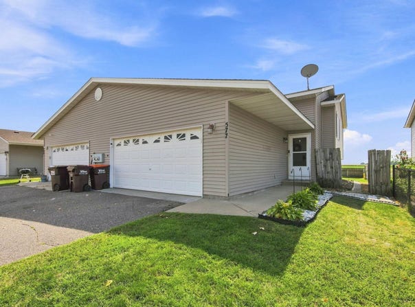 577 Kendall Drive, Hastings, MN 55033