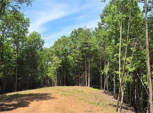 439 Howell Road, Lansing, NC 28643