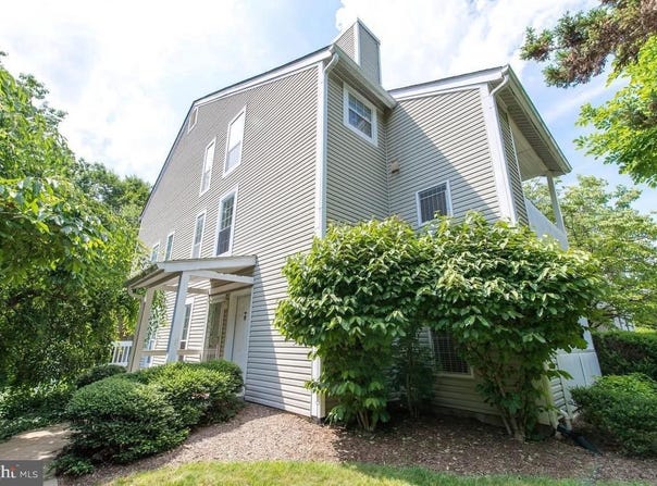 12110 CARDAMOM Drive, WOODBRIDGE, VA 22192