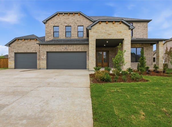 702 Anne Road, Van Alstyne, TX 75495