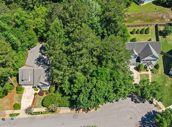 203 Hedgerose Lane, Dothan, AL 36305