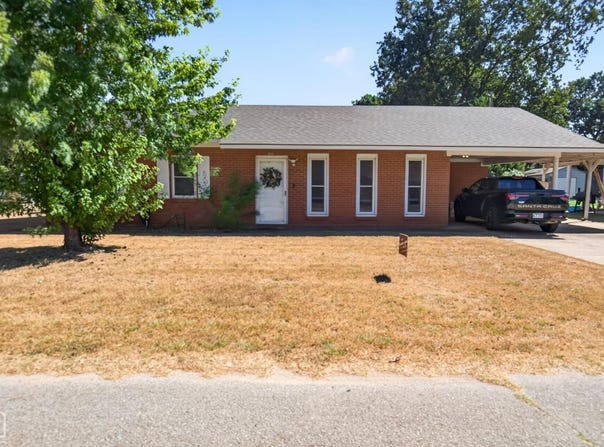 201 Elm Street, Lake City, AR 72437