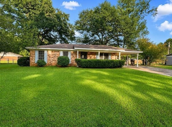 505 Clestel St, Amory, MS 38821